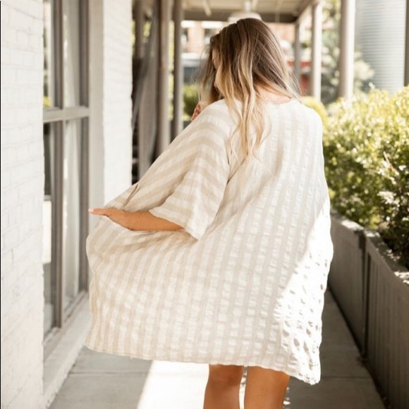 Striped kimono - Picture 3 of 3